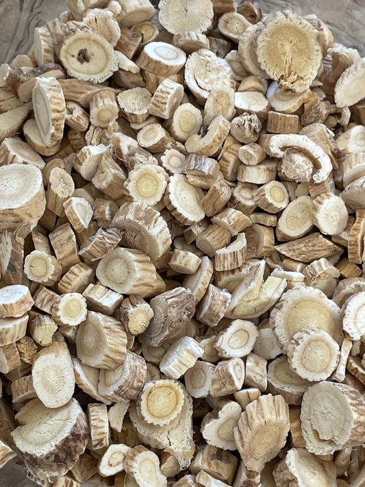 Astragalus root (available in store)